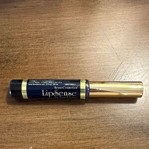 SeneGence LipSense Long-Wear Lip Color  T.E.A.M Wicked